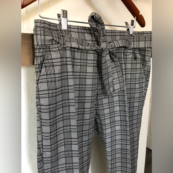 Flog|NWOT Plaid checkered tie waist tapered trousers, size 30•••Business casual - Picture 9 of 12